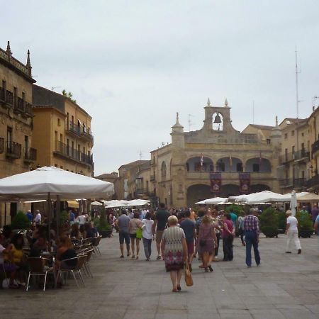El Cerezo Villa Ciudad-Rodrigo Kültér fotó